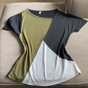 Short sleeve green top